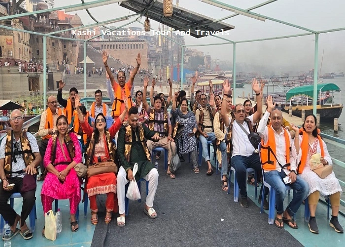  Gujarati-guest-visit-varanasi-bajara-boat-by-kashi-vacations
