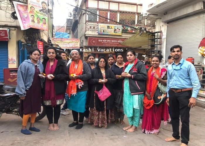 malayasian-guest-visit-lucknow-ayodhya-prayagraj-varanasi-bodhgaya-by-kashi-vacations